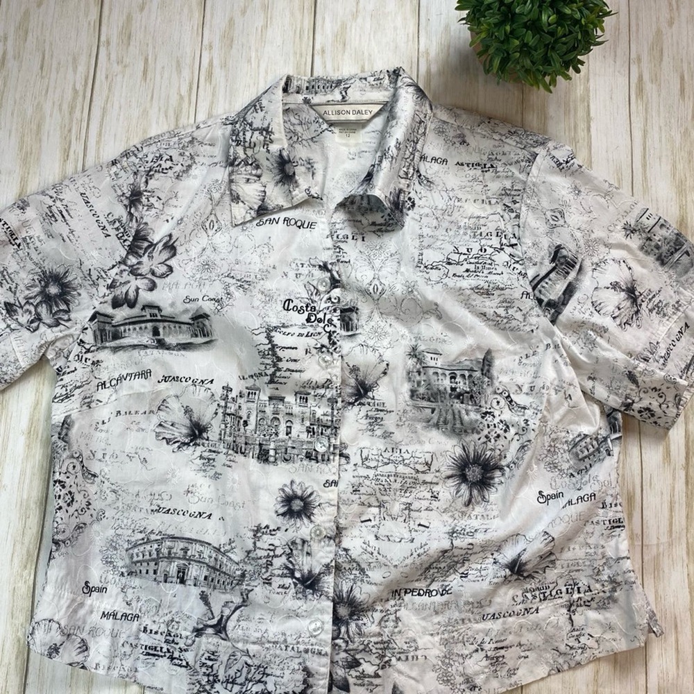 Allison Daley Short Sleeve Button Down Blouse